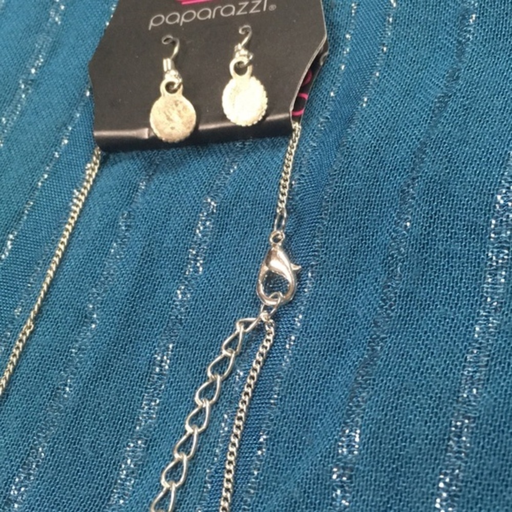 Buy 2 Get 1 Paparazzi Silver Punk Necklace and Earrings Set - Picture 5 of 7